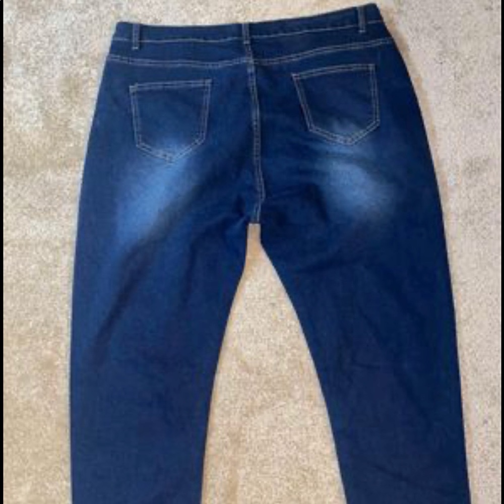 SHEIN PLUS SIZE JEANS